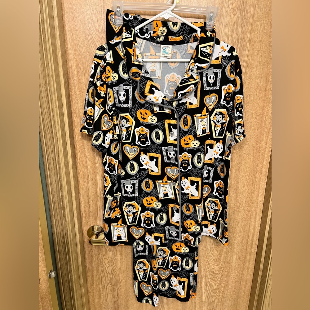 Nite Nite Munki Munki Halloween Pajama Set